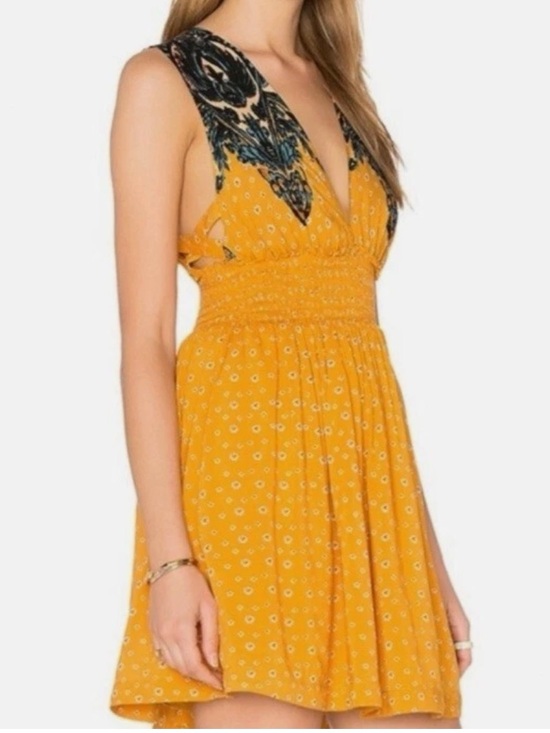 Free People Dresses & Skirts - Free People Walking Through My Dreams Mini Dress